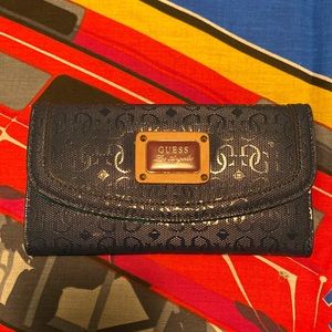 Guess wallet